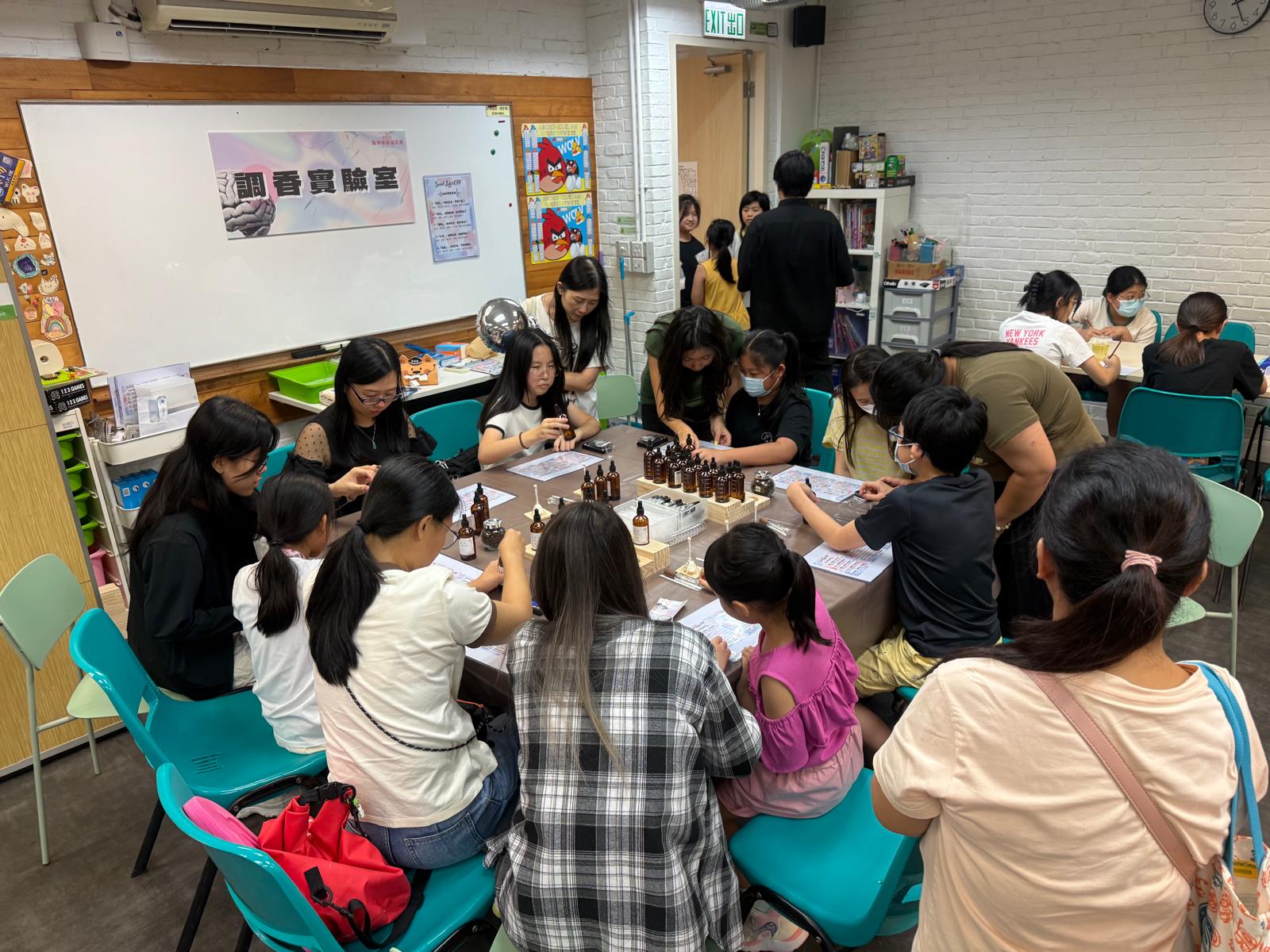 香港遊樂場協會彩德青少年綜合服務中心